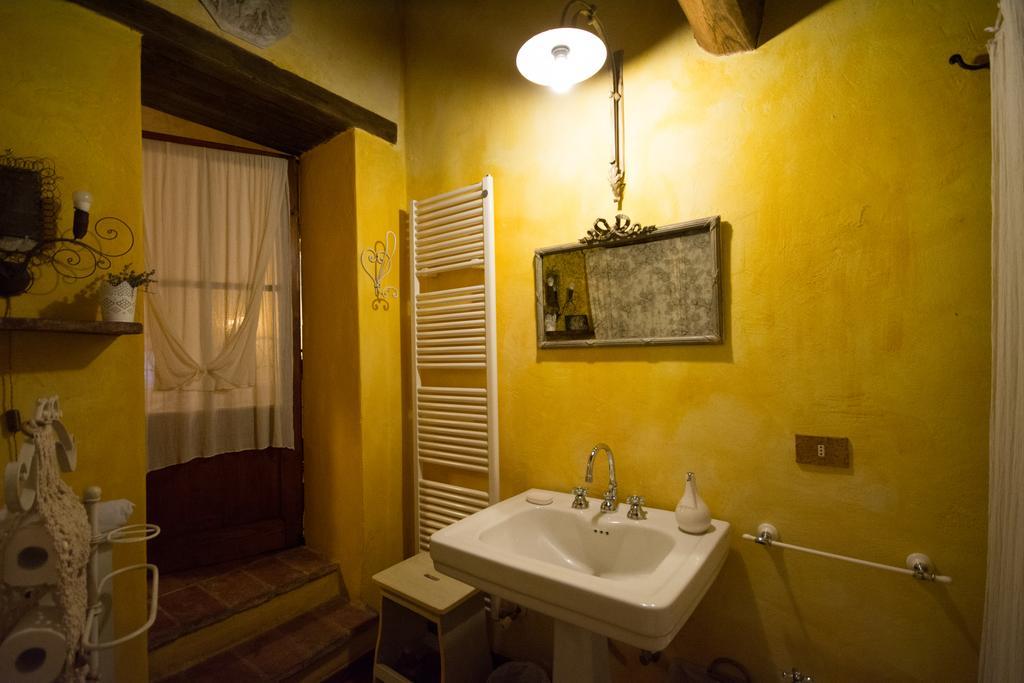 Locanda Dei Melograni Gossolengo Exteriér fotografie
