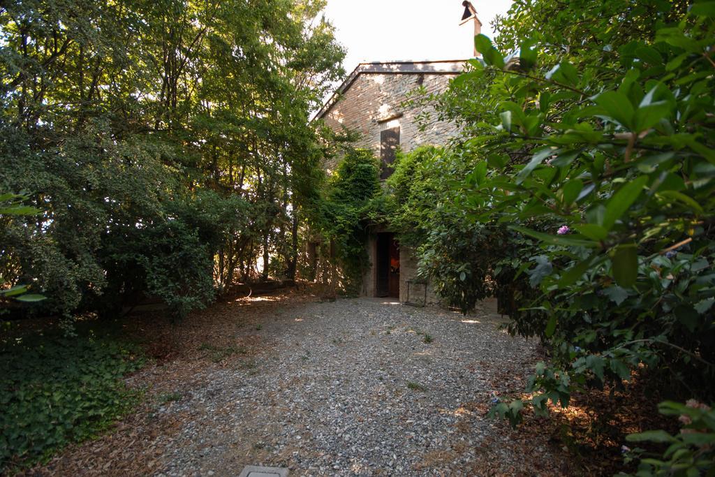 Locanda Dei Melograni Gossolengo Exteriér fotografie
