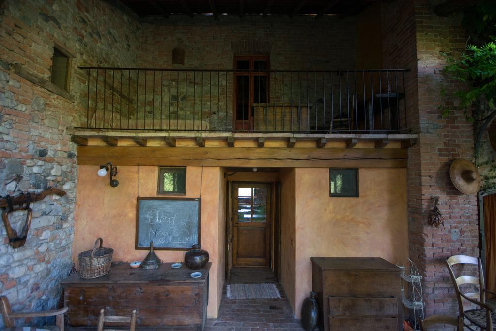 Locanda Dei Melograni Gossolengo Exteriér fotografie