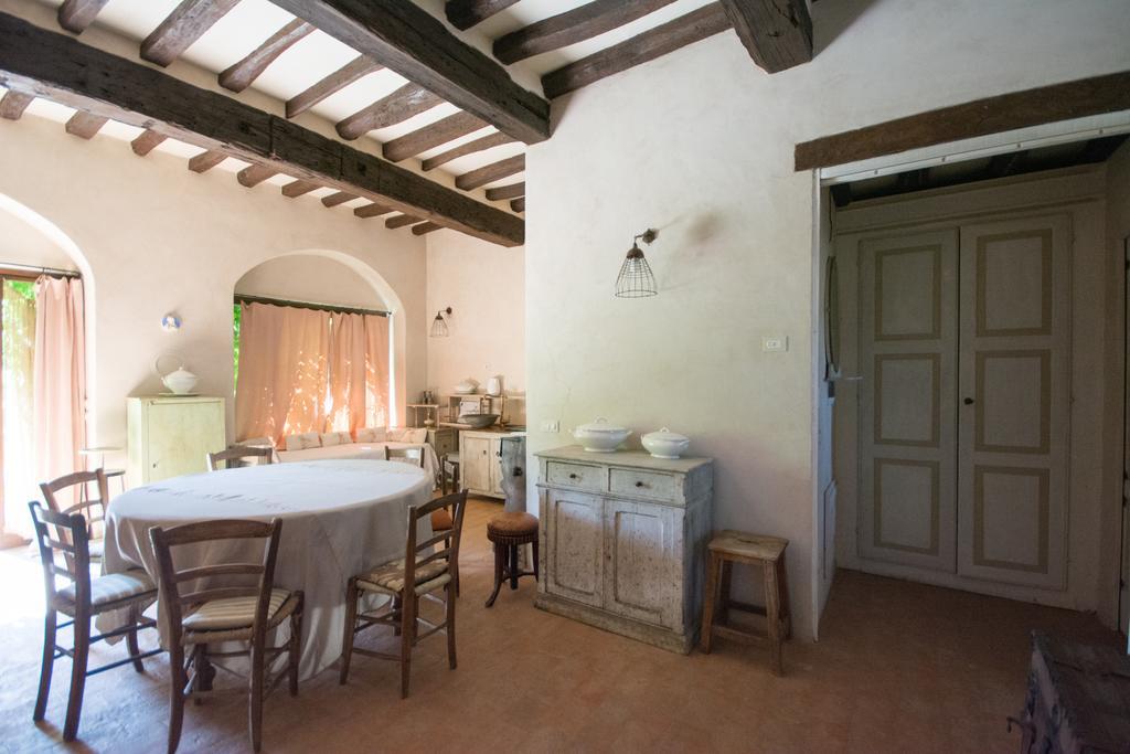Locanda Dei Melograni Gossolengo Exteriér fotografie